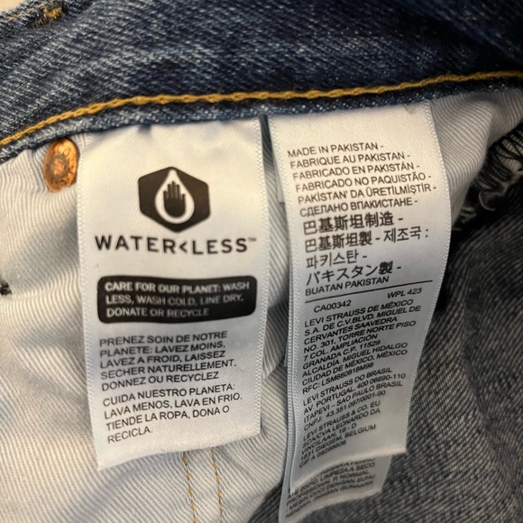 Never worn like new condition Levi’s 501 button fly - Picture 4 of 6